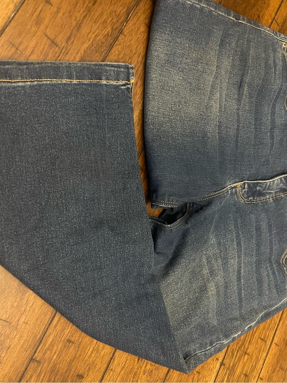 Women's Wide-Leg Jeans in Dark Indigo